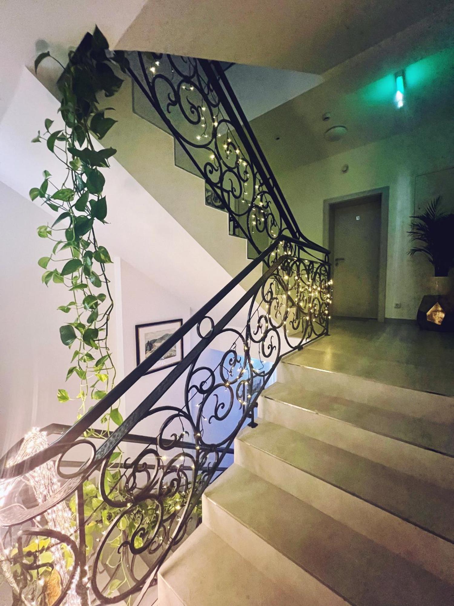 Hotel Genta Salzburg Bagian luar foto