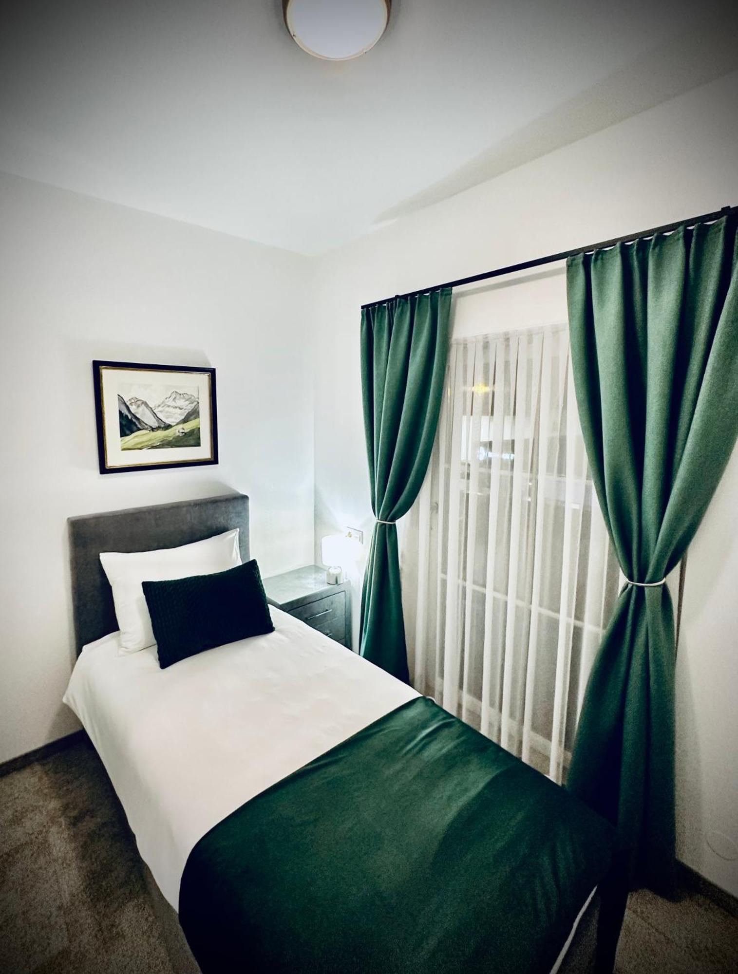 Hotel Genta Salzburg Bagian luar foto